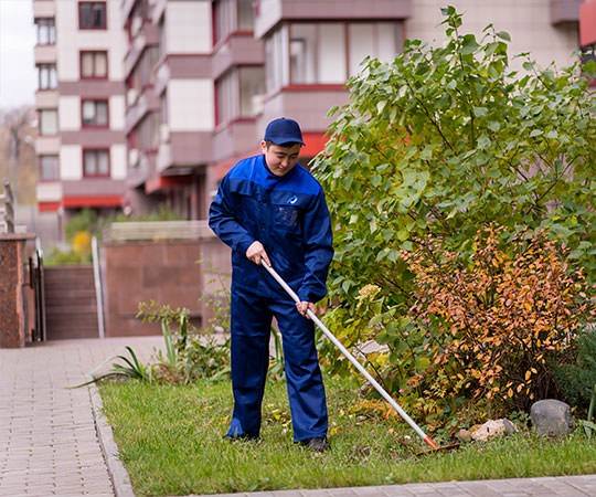 Уборка территории в Минусинске и  Красноярском крае